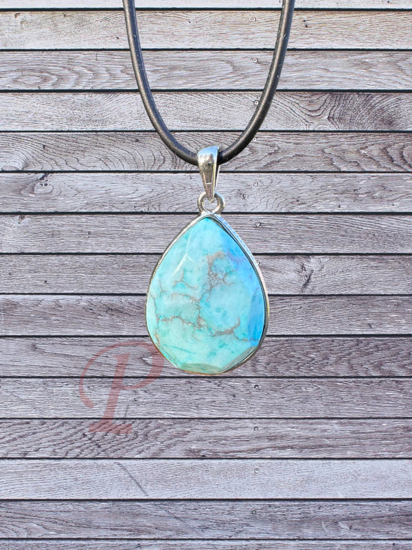 Front picture of Turquoise Pendant